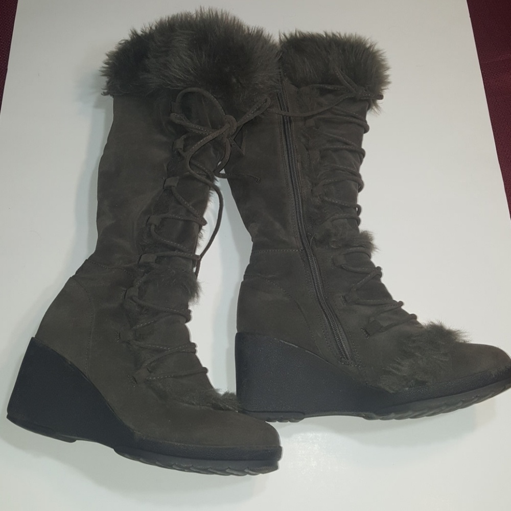 Gray boots